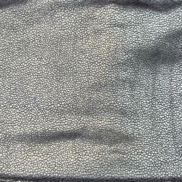 7 For All Mankind Women’s Black Metallic Scale Faux Skin Jeans Low-Rise Skinny - Picture 7 of 8